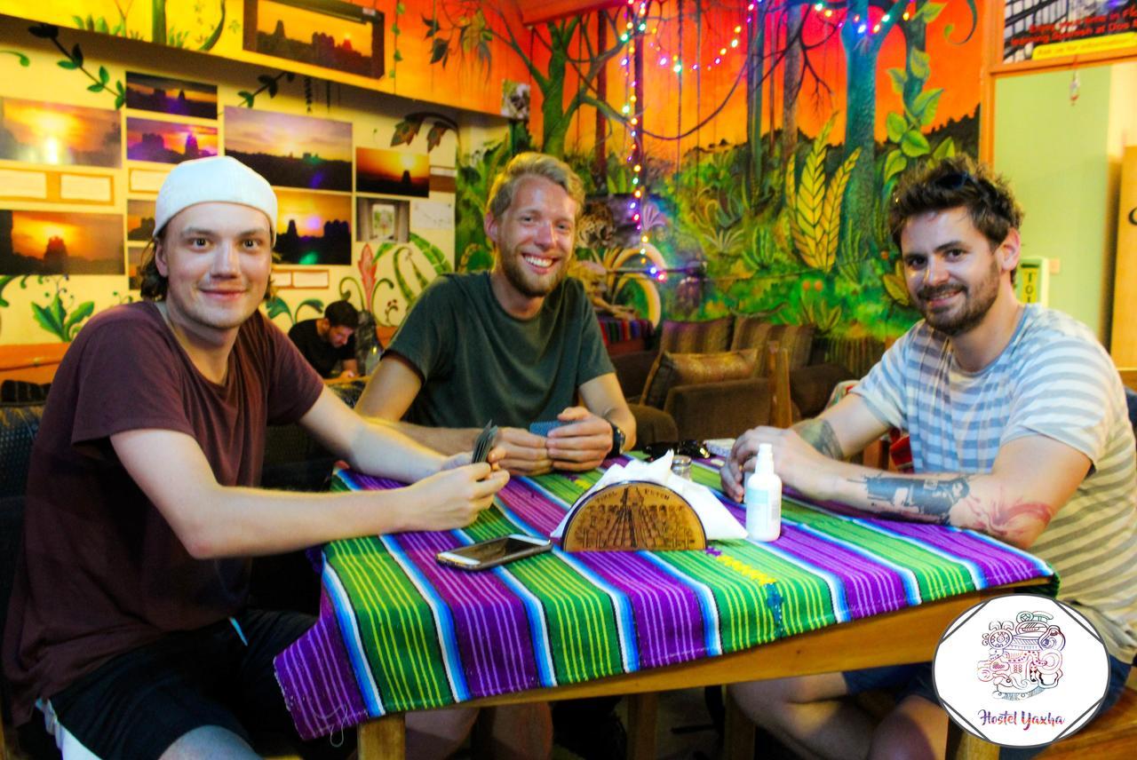 Tikal Backpackers Hostel Flores Exterior photo